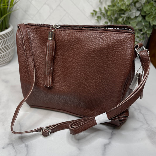 Chic Crossbody Vegan Leather Handbag